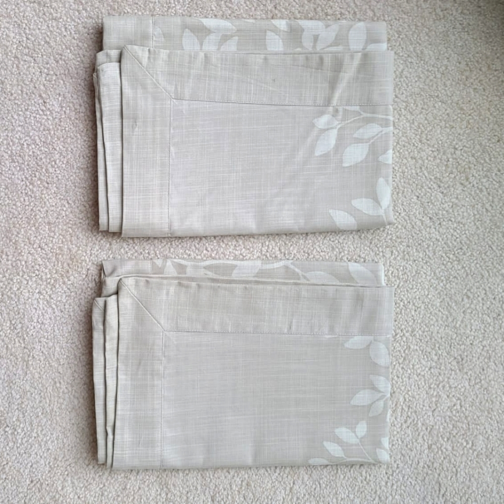 Two Beutiful New Pillow Cover ,  And Two Cushion Cover